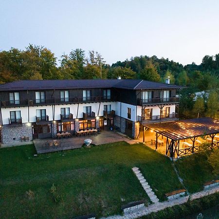 Potcoava Mountain Hideaway Hotel Runcu  Kültér fotó