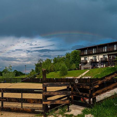 Potcoava Mountain Hideaway Hotel Runcu  Kültér fotó